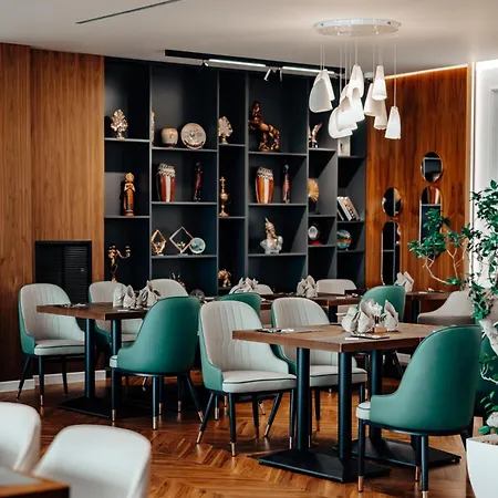 Holiday Hotel 4* Rinas