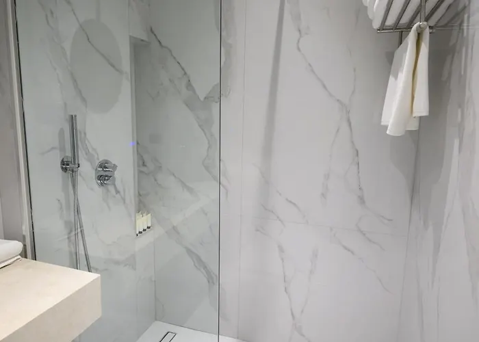 Holiday Hotel 4* Rinas